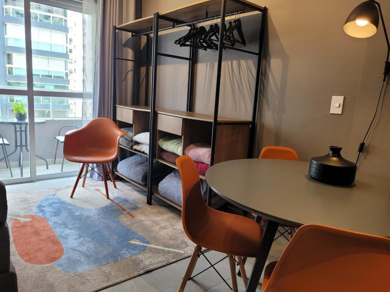 Ape Varanda Mar - Estudio Em Na Quadra Da Santos (Sao Paulo)