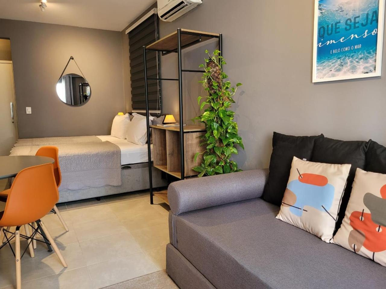 Apartment Ape Varanda Mar - Estudio Em Na Quadra Da Santos (Sao Paulo)
